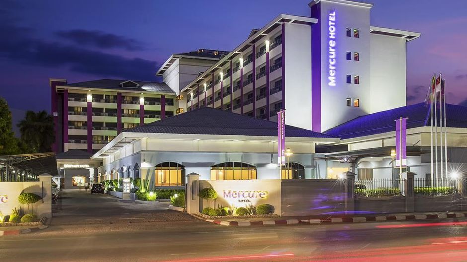 Mercure Yangon Kaba Aye Exterior