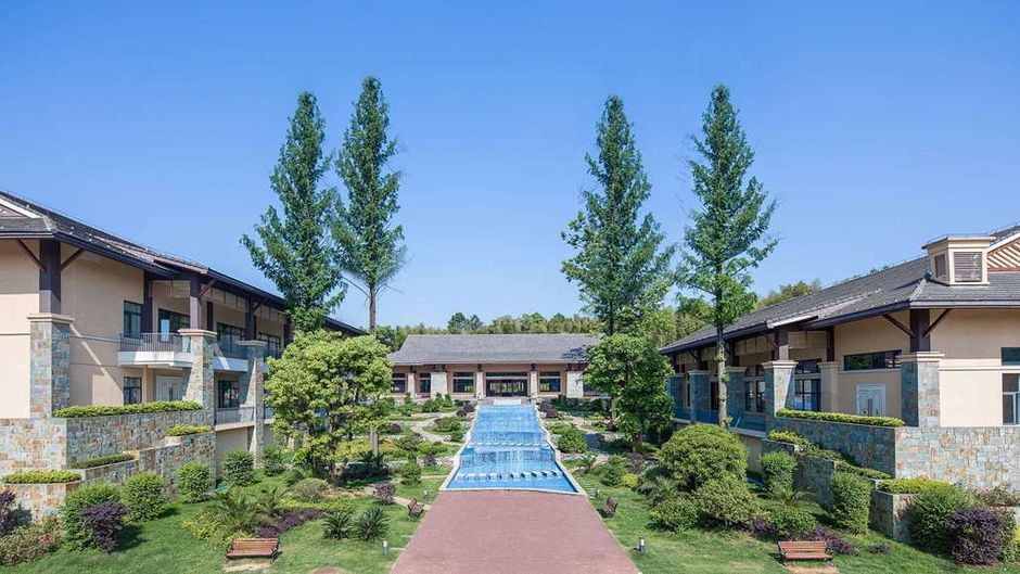 Ramada by Wyndham Xianning Chongyang Exterior