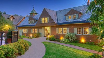 Castle Hill Resort & Spa