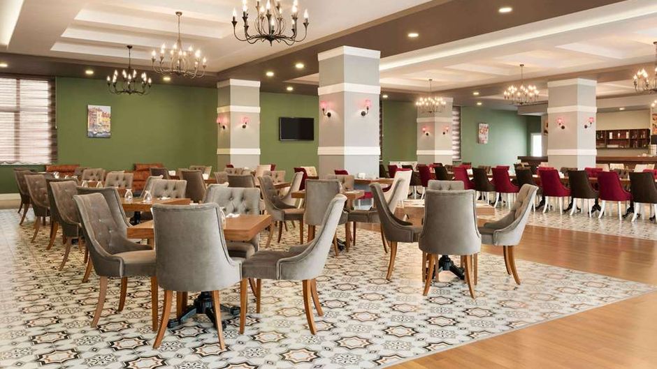 Hawthorn Suites By Wyndham Cerkezkoy Restaurant