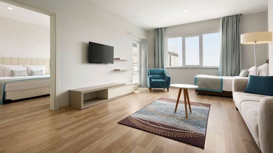 Hawthorn Suites By Wyndham Cerkezkoy Suite