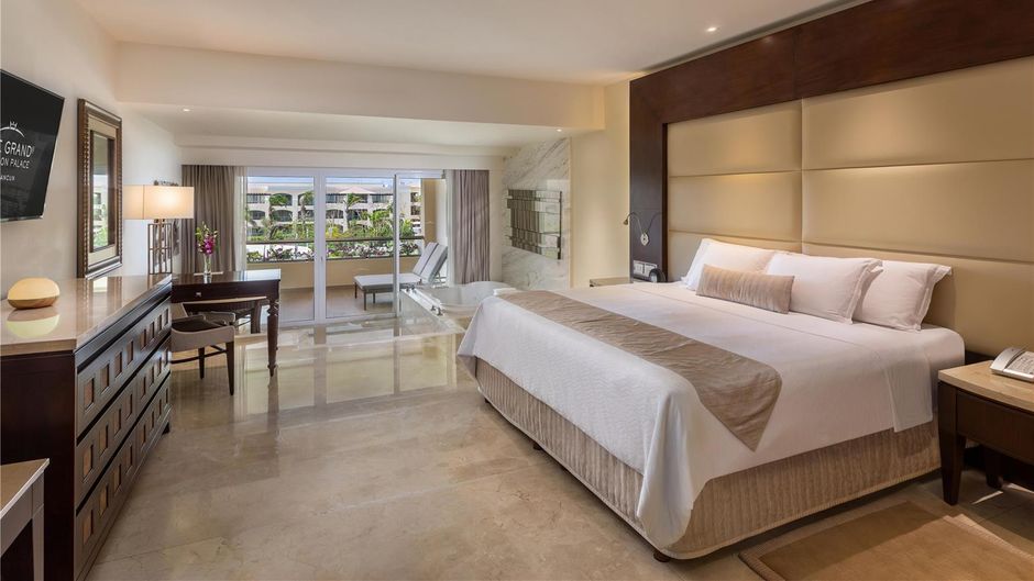 The Grand at Moon Palace Cancun Room