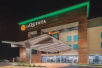 La Quinta Inn & Suites Cleveland