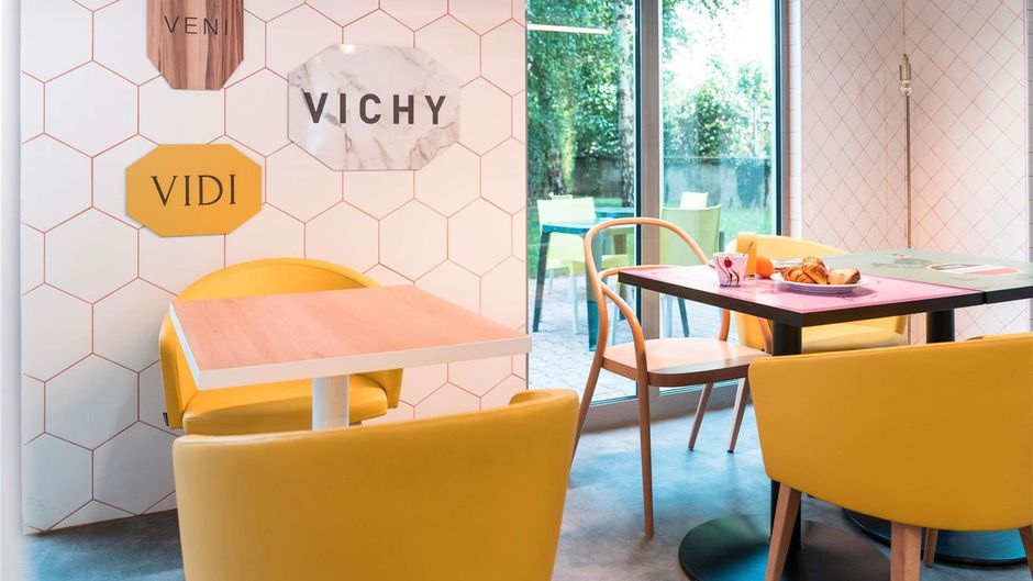 Hotel Ibis Styles Vichy Centre Exterior