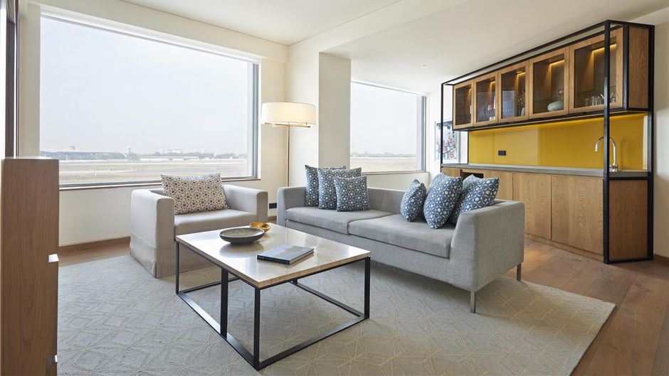Andaz Delhi, by Hyatt Suite