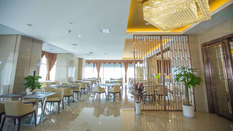 Ramada by Wyndham Wuhu Restaurant