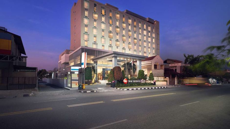 Best Western Plus Coco Palu Exterior