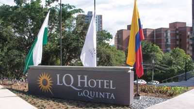 La Quinta by Wyndham Medellin