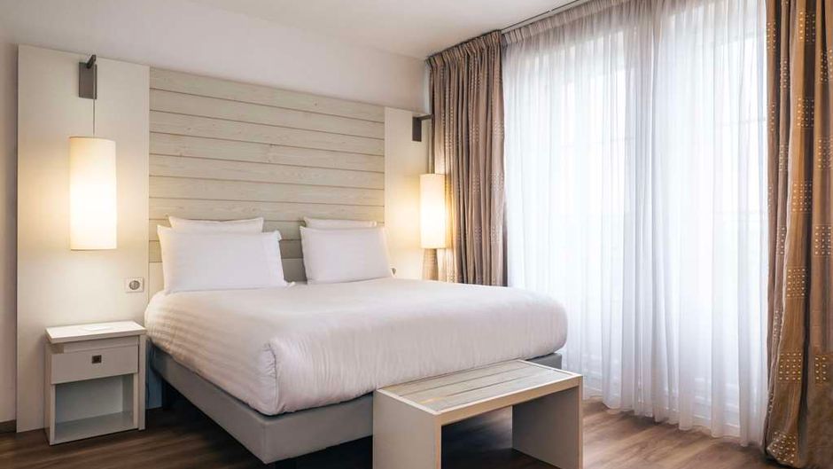 Le Grand Hotel Room
