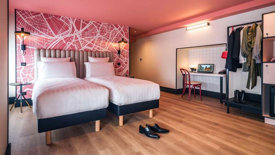 Le Grand Hotel Room