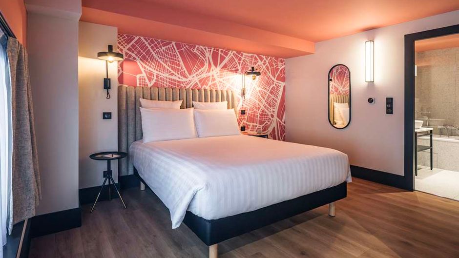 Le Grand Hotel Room