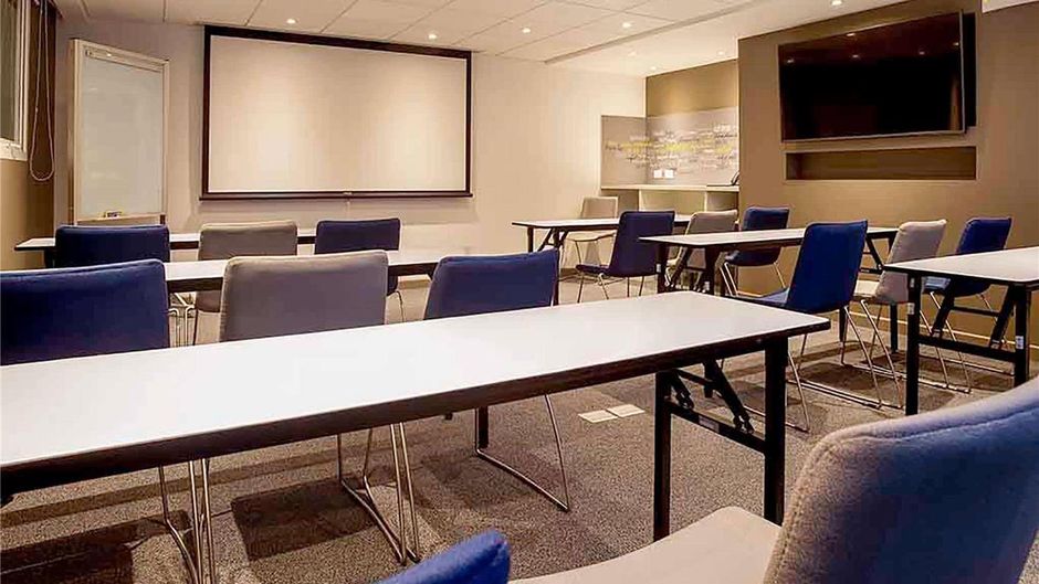 Ibis Lima Reducto Miraflores Meeting