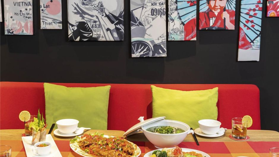 Ibis Saigon Airport Restaurant