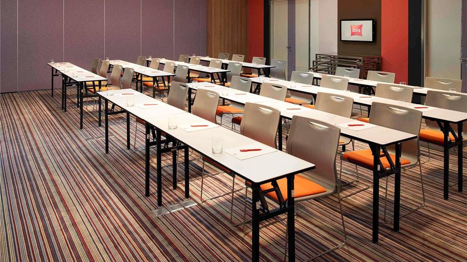 Ibis Saigon Airport Meeting
