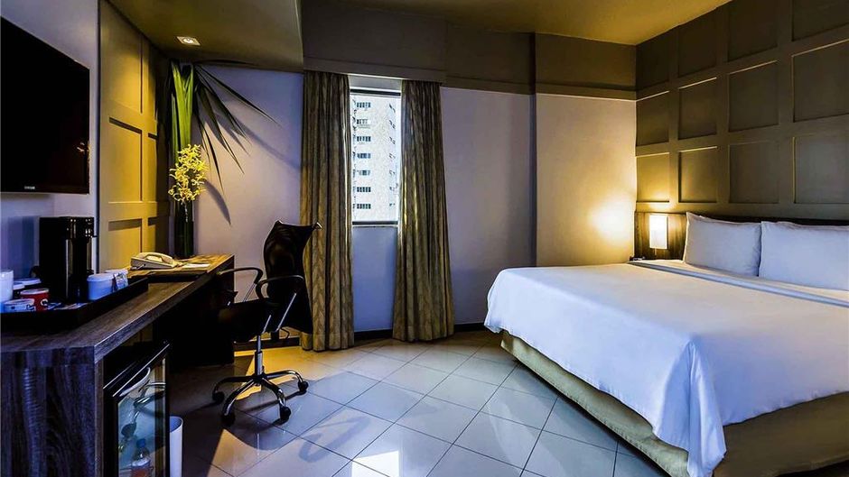 Grand Mercure Belem Room