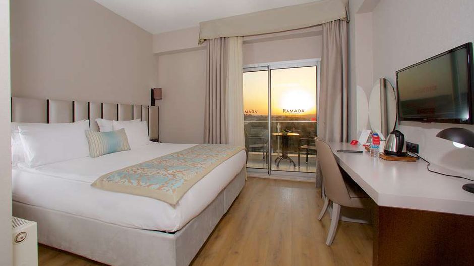 Ramada Soma Room
