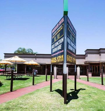 Boomerang Hotel