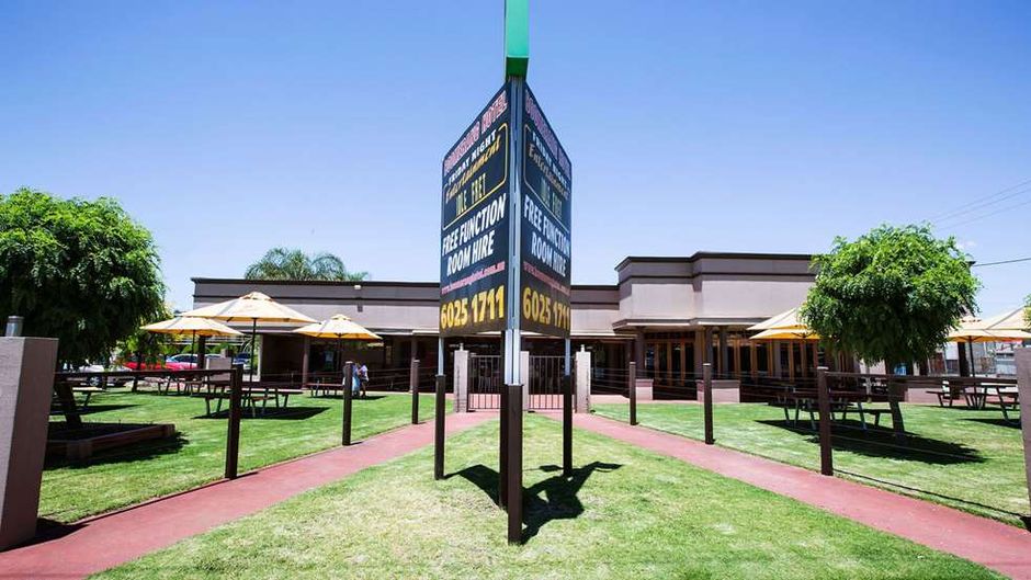 Boomerang Hotel Exterior