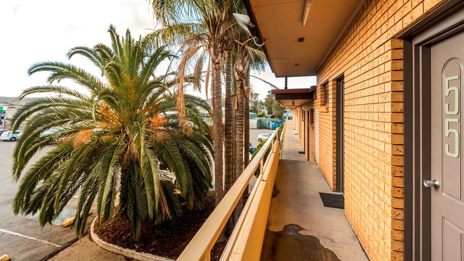 Boomerang Hotel Exterior