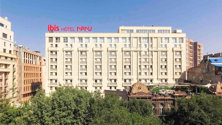 Ibis Yerevan Center Exterior
