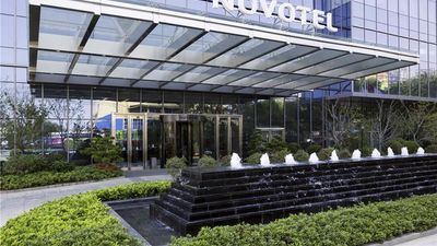 Novotel Rizhao Suning Hotel