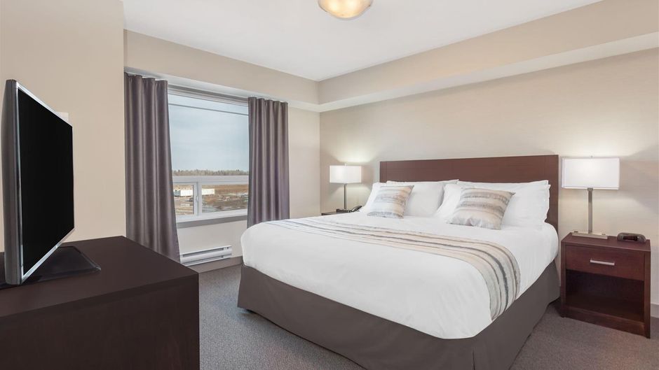 Ramada by Wyndham Grassland Suite