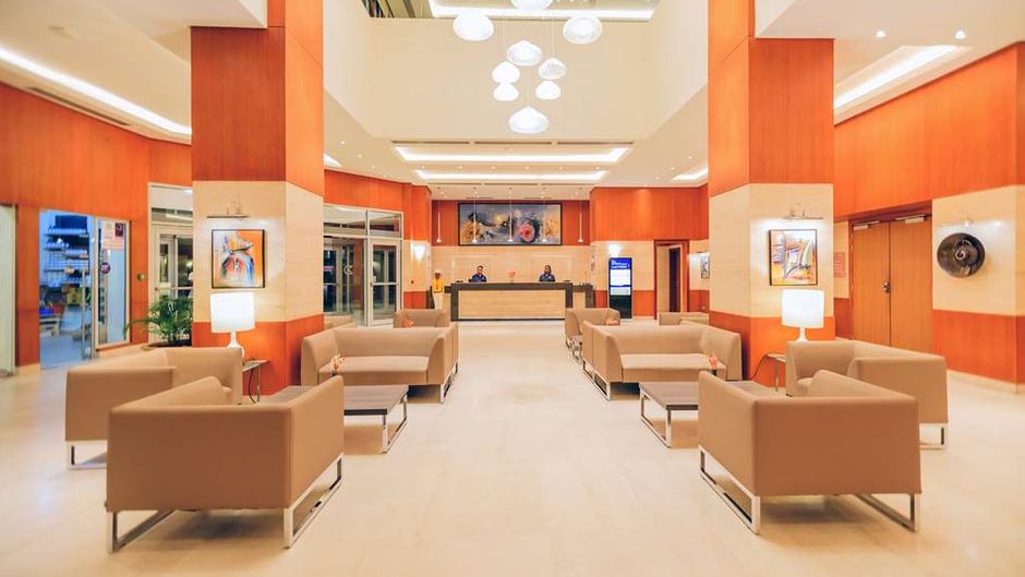 Golden Tulip Le Diplomate Cotonou Lobby
