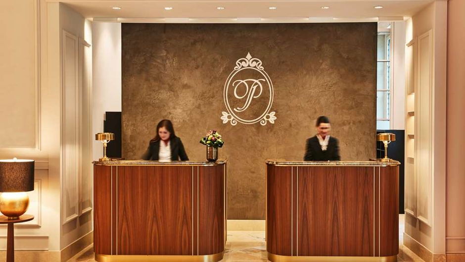 Steigenberger Icon Grandhotel Petersberg Lobby