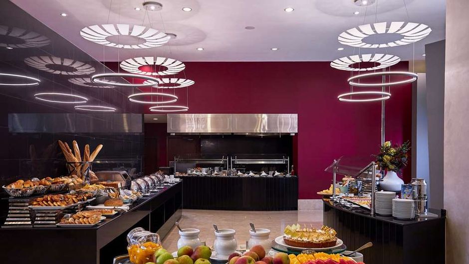 Steigenberger Hotel El Tahrir Restaurant