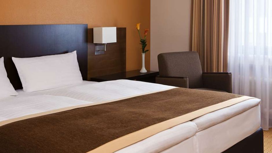 Steigenberger Hotel Dortmund Room