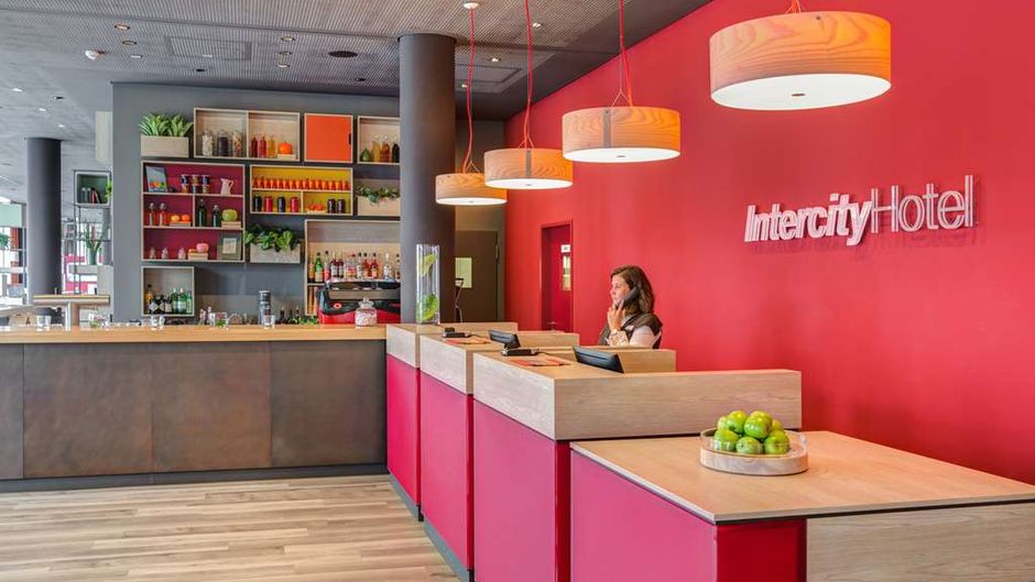 IntercityHotel Duisburg Lobby