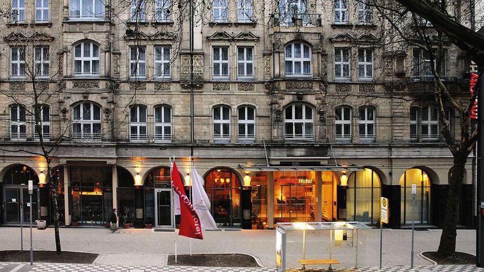 Hotel Duesseldorf Exterior