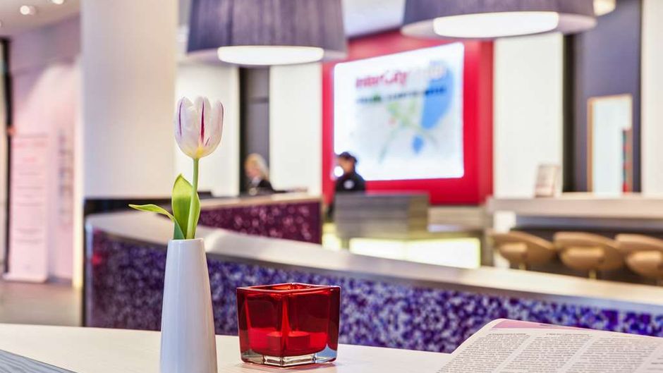 IntercityHotel Hamburg Dammtor Messe Lobby