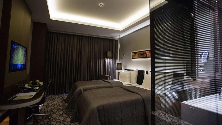 Royal Stay Palace Hotel Room