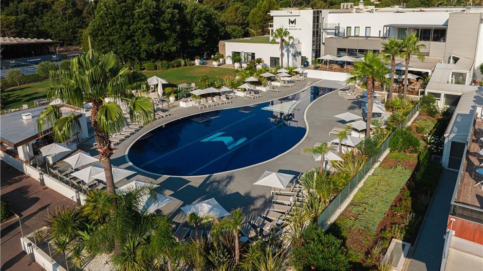 Mouratoglou Hotel & Resort Pool