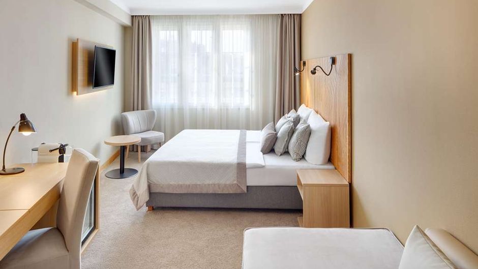 Hotel Clement Room