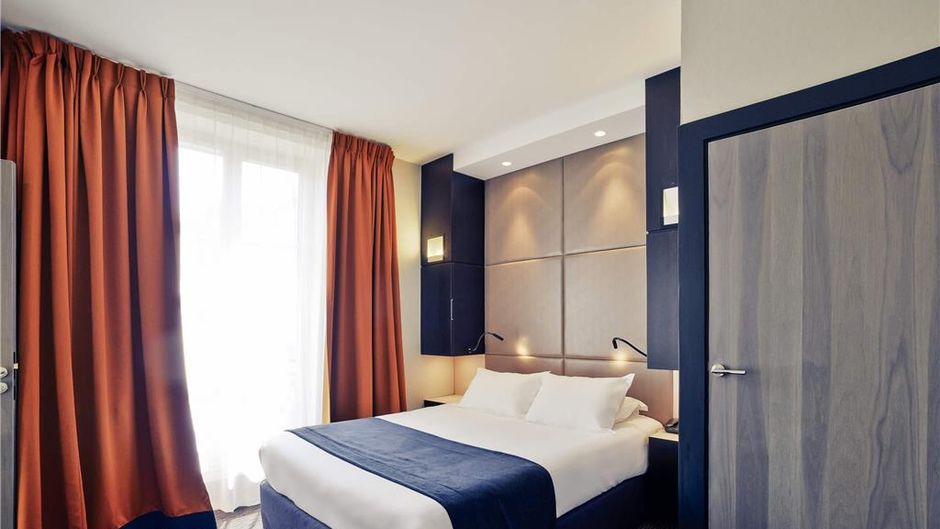 Mercure Bayonne Centre Le Grand Hotel Room