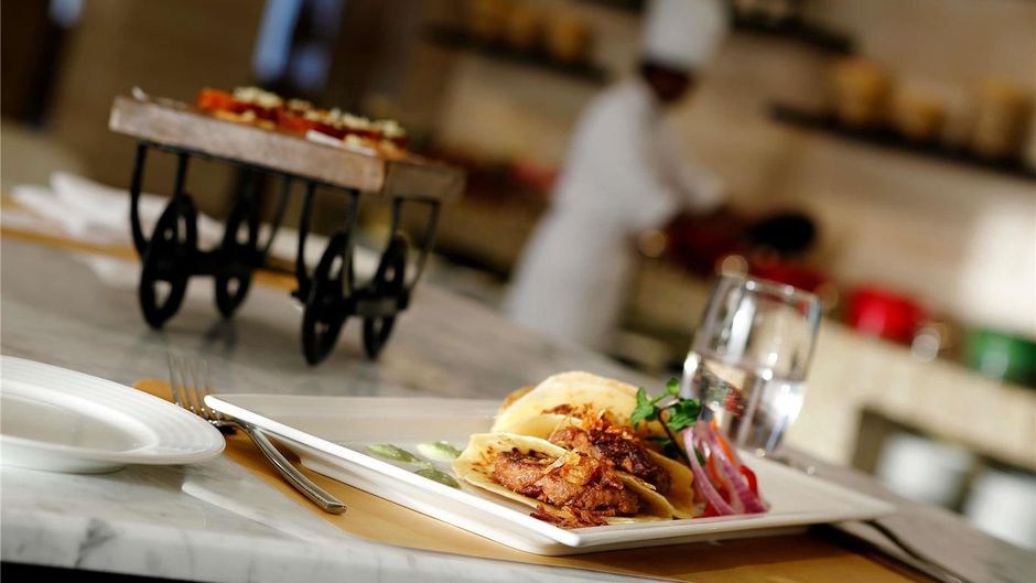 Novotel Lucknow Gomti Nagar Restaurant