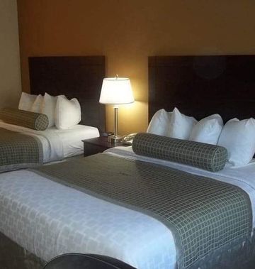 Baymont Inn & Suites Delaware