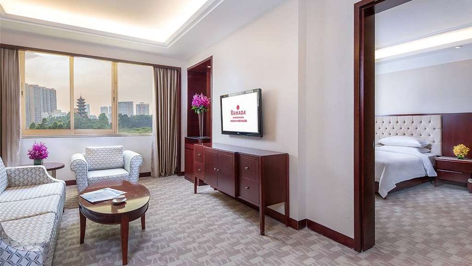 Ramada Shenzhen Baoan Suite