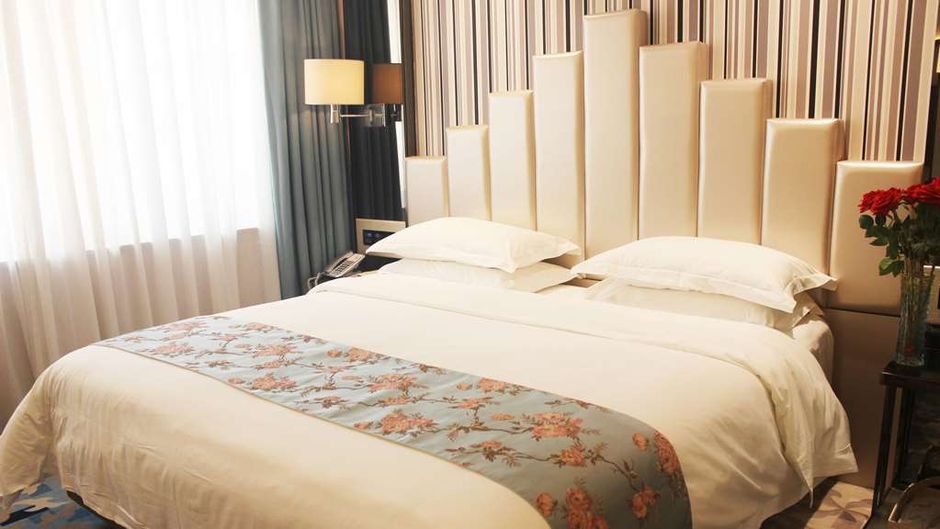 Ramada Shenzhen Baoan Room