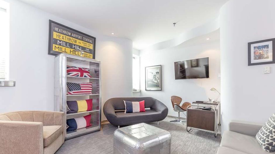 Retro Suites Hotel Room