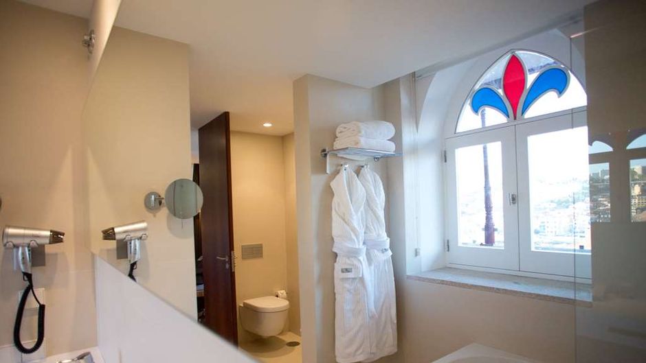 Hotel Carris Porto Ribeira Room