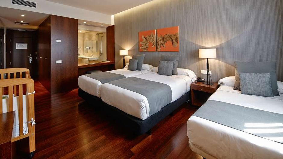 Carris Marineda Room