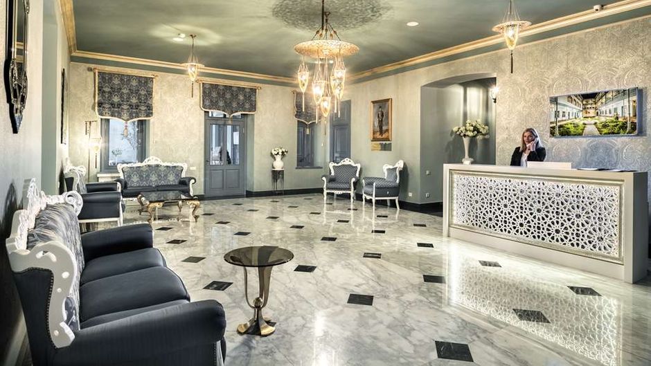 Golden Tulip Borjomi Palace Lobby