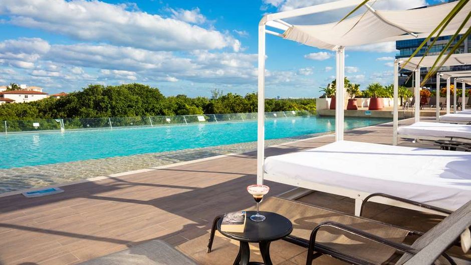 Krystal Urban Cancun - Malecon Pool