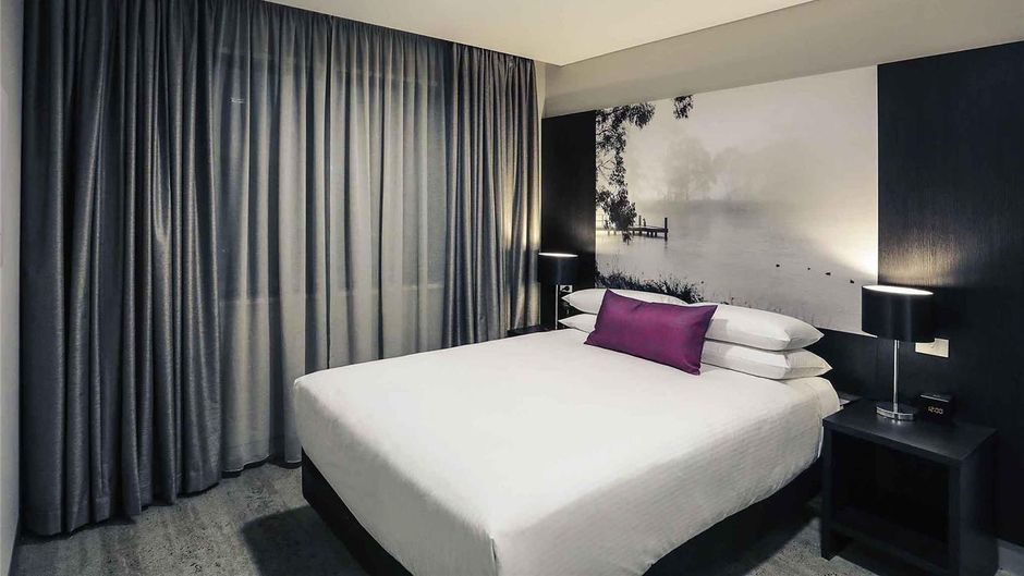 Mercure Tamworth Room