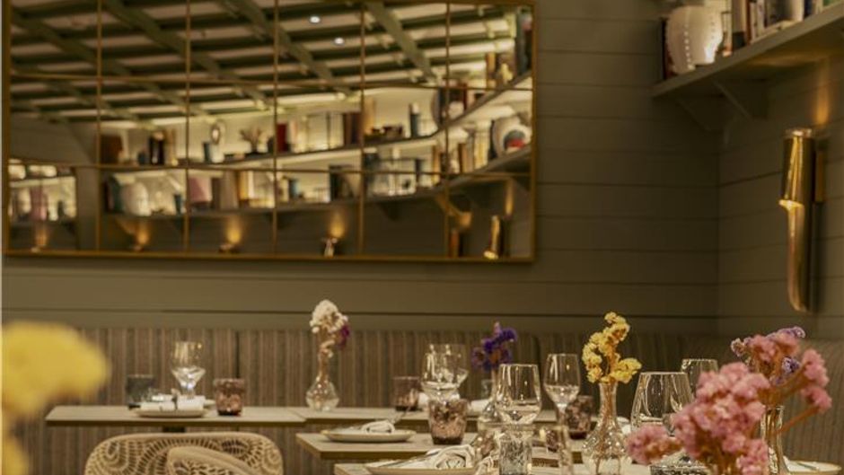 Vincci Mae Hotel Restaurant