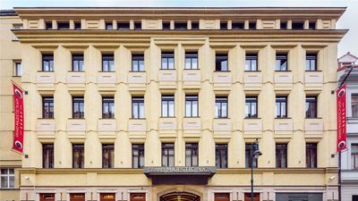 Grand Majestic Plaza Hotel