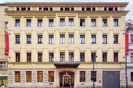 Grand Majestic Plaza Hotel